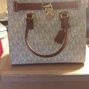 Michael Kors purse